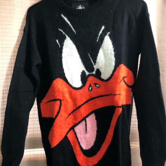 Daffy duck sweater - Picture 1 of 1